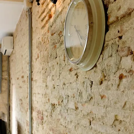Apartment Cozy Loft Near The